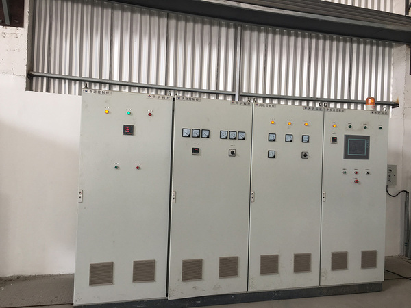 30T燃气熔炼炉+30T电加热保温炉